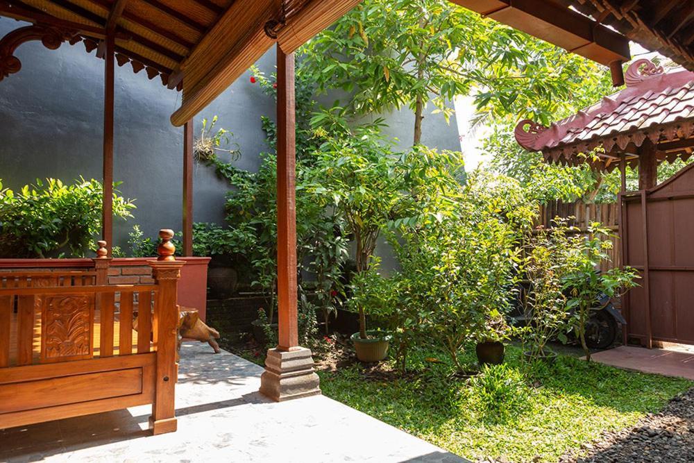 Rumah Ukhi Guest House Cebongan Kültér fotó
