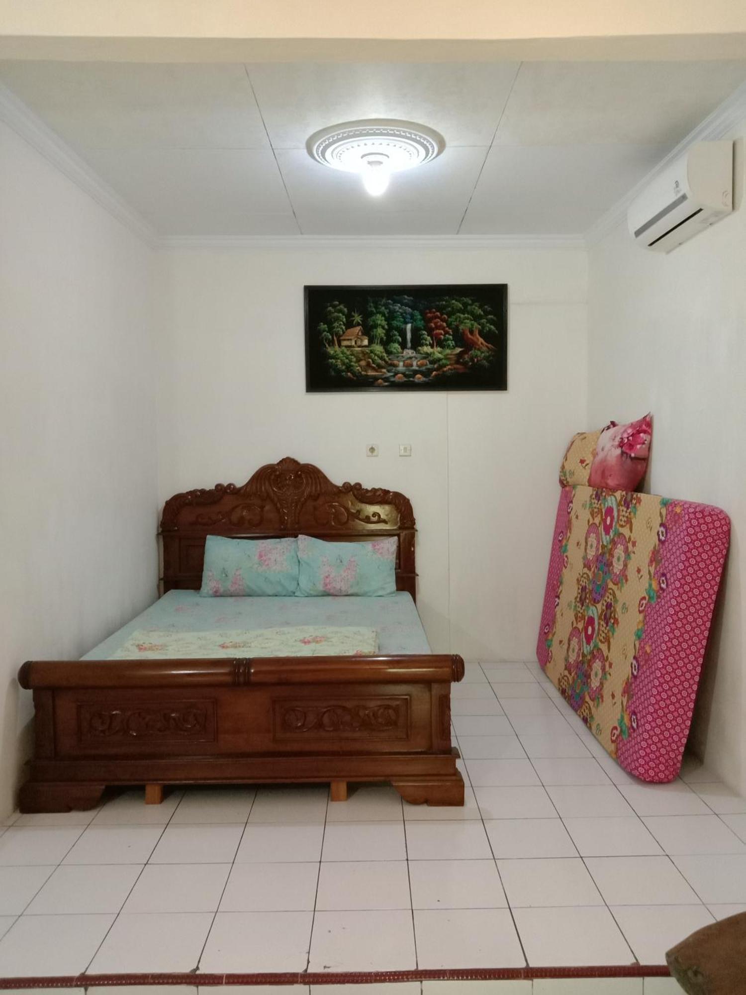 Rumah Ukhi Guest House Cebongan Kültér fotó