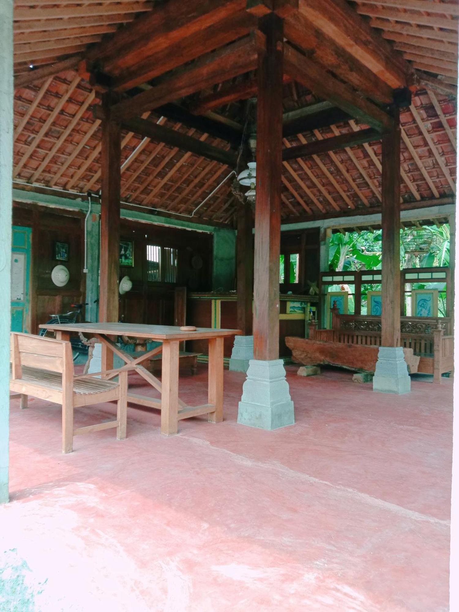 Rumah Ukhi Guest House Cebongan Kültér fotó