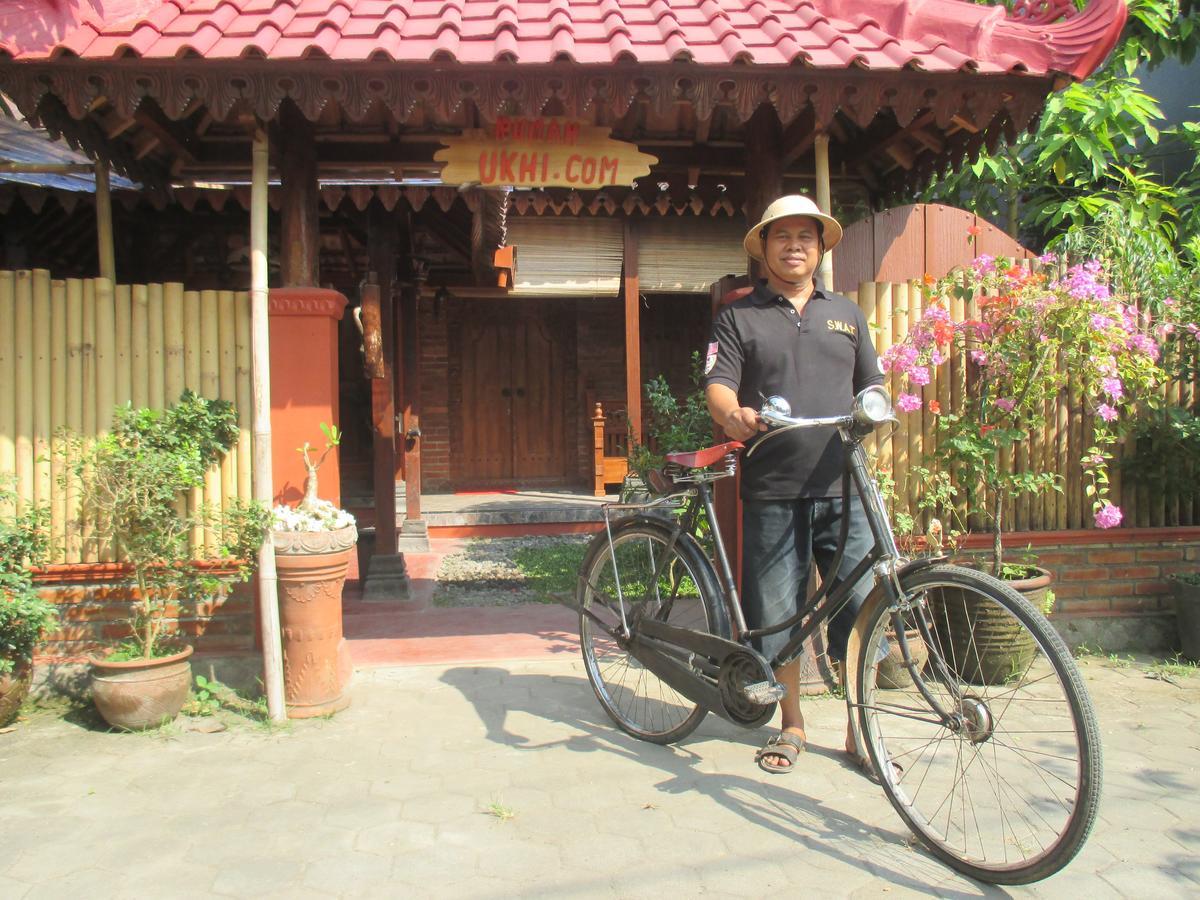 Rumah Ukhi Guest House Cebongan Kültér fotó